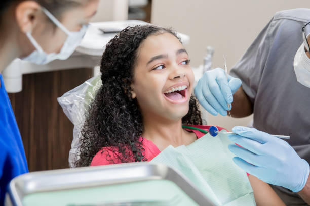 Best Urgent Tooth Repair  in Cuero, TX